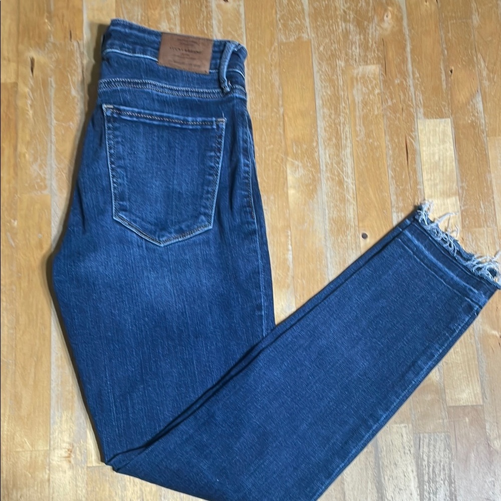Women’s Lucky Brand Dark Blue Jeans